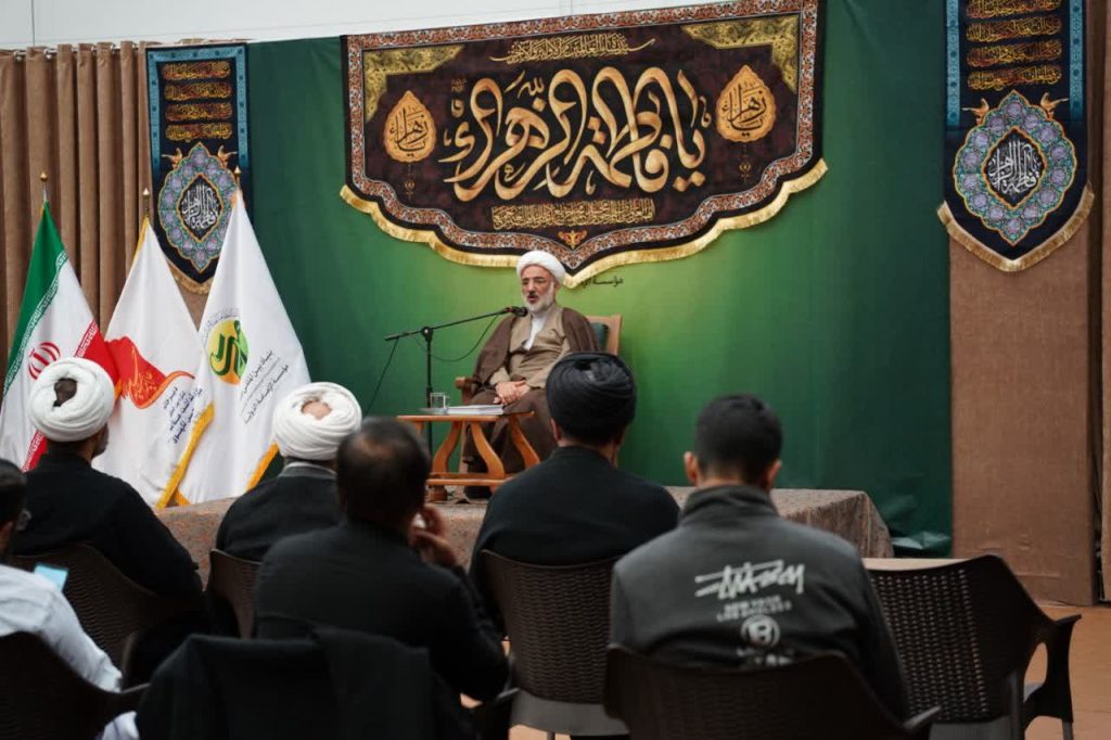 اولین دوره امامت با محوریت میراث علمی مدرسه لکهنو در قم